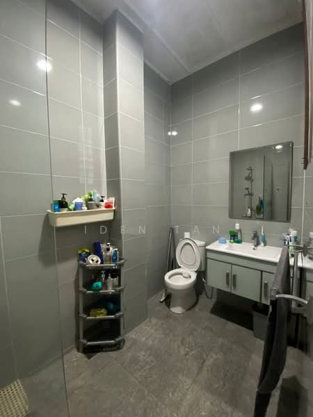 2-storey Terraced House for Sale in Taman Perling (Perling) - Iden Tan - Bathroom - PropertyGuru.com.my
