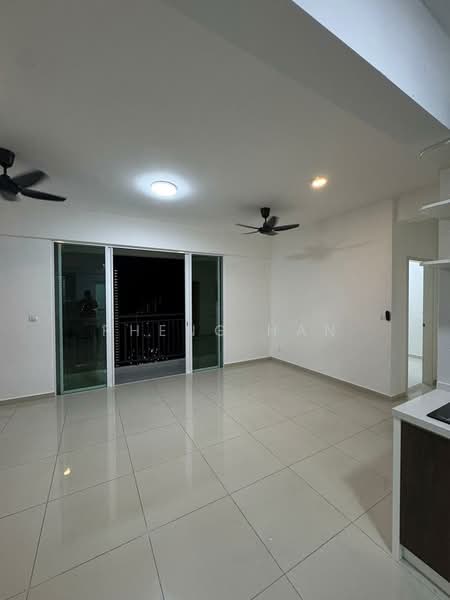 Rumah Flat untuk Disewa di IDEAL RESIDENCY - Pheng Han - Living Room - PropertyGuru.com.my
