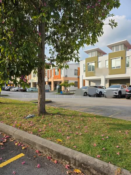 Shop / Office for Sale in Bandar Botanic (Klang) - Matthew Lim - Exterior - PropertyGuru.com.my