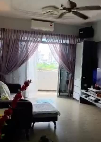 Pangsapuri untuk Dijual di Casa Pinang - Stephanie Lim - Living Room - PropertyGuru.com.my