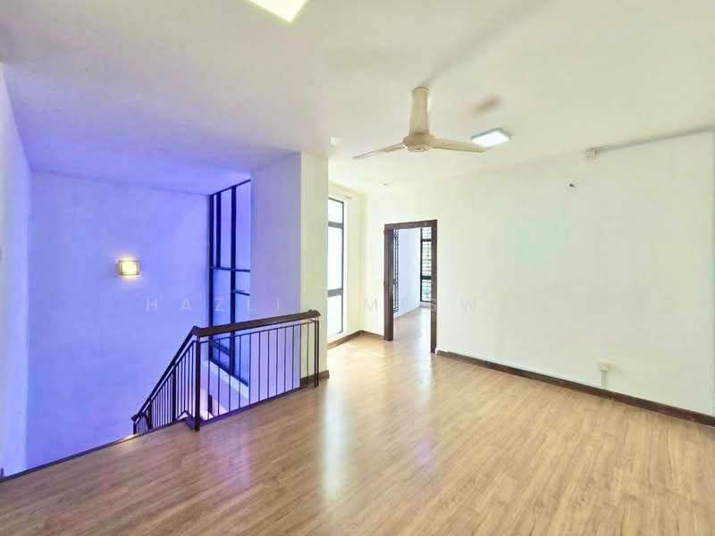2-storey Terraced House for Sale in Laman Glenmarie (Shah Alam) - Hazlin Miswan - Interior - PropertyGuru.com.my