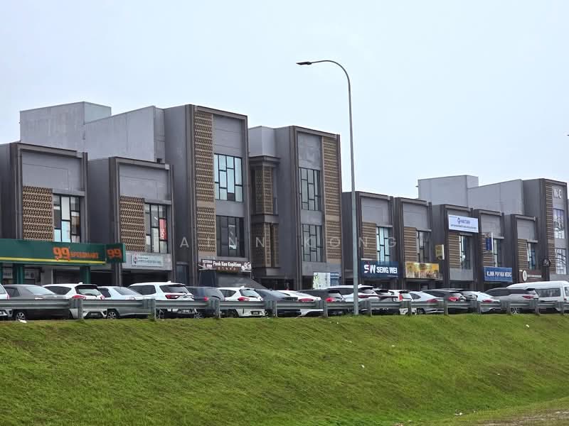 Shop / Office for Sale in Senai (Kulai) - Tainn Kong - Exterior - PropertyGuru.com.my