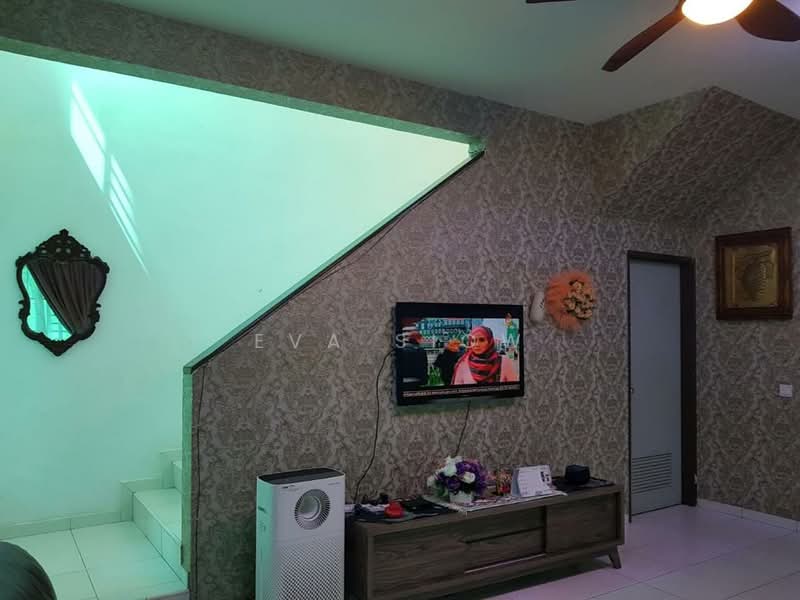 Rumah Teres 1.5 Tingkat untuk Dijual di Setia Eco Gardens (Gelang Patah) - Eva Siow - Living Room - PropertyGuru.com.my