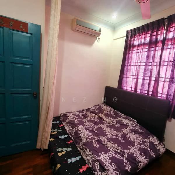 2-storey Terraced House for Sale in Gelang Patah (Johor) - Inez Ng - Bedroom - PropertyGuru.com.my