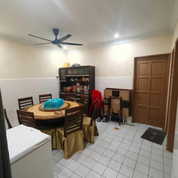 2-storey Terraced House for Sale in Gelang Patah (Johor) - Inez Ng - Dining Room - PropertyGuru.com.my