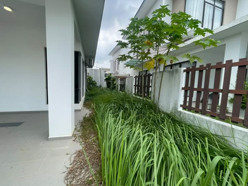 Rumah Kluster untuk Dijual di Eco Majestic (Semenyih) - Han Haw Ze - PropertyGuru.com.my