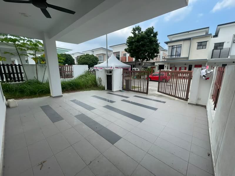 Rumah Kluster untuk Dijual di Eco Majestic (Semenyih) - Han Haw Ze - PropertyGuru.com.my