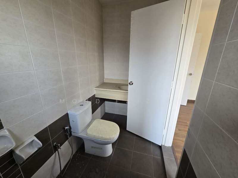 Rumah Berkembar untuk Dijual di Nilai (Negeri Sembilan) - Mohd Faizal - Bathroom - PropertyGuru.com.my