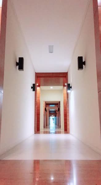 Service Residence for Sale at Straits Quay (The Suites at Waterside) - Irene Goh - Corridor - PropertyGuru.com.my