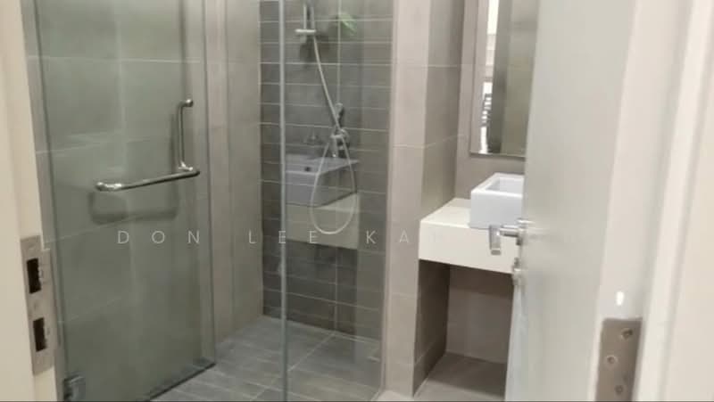 Kondominium untuk Disewa di Vivo Residential Suites - Don Lee Kah Hou - Bathroom - PropertyGuru.com.my