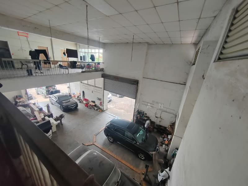Semi-D Factory for Sale in Taman Perindustrian Usj 1 (Subang Jaya) - Tron Wan - Car Park - PropertyGuru.com.my