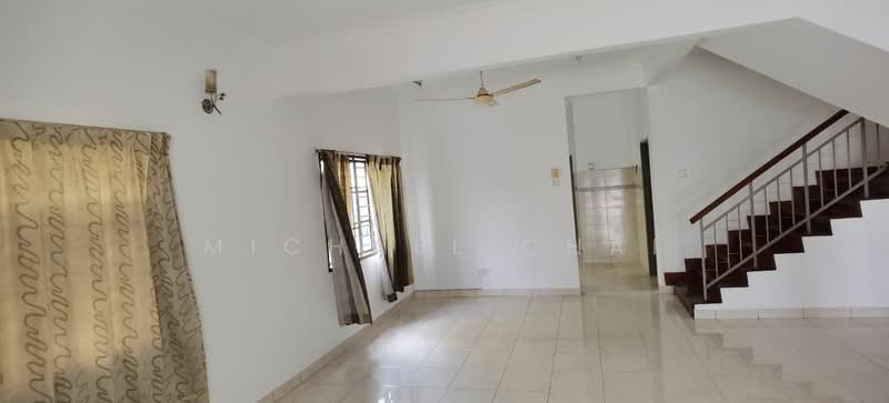 Rumah Teres untuk Dijual di Bandar Puteri Puchong (Puchong) - Michael Chai - Living Room - PropertyGuru.com.my