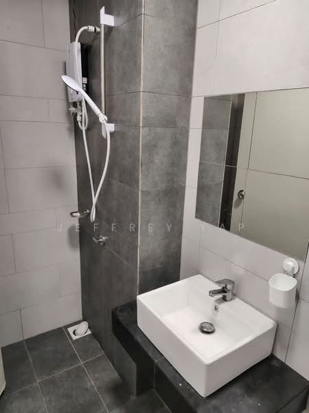 Kediaman Servis untuk Disewa di Amani Residence - Jeffrey Yap - Bathroom - PropertyGuru.com.my