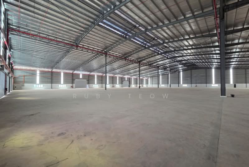 Kilang untuk Disewa di Taman Tebrau Jaya (Johor Bahru) - Ruby Teow - Interior - PropertyGuru.com.my