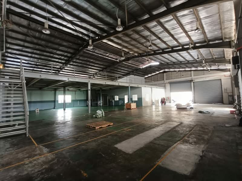 Warehouse for Rent in Kawasan Perindustrian Ayer Keroh (Ayer Keroh) - Vinc Pheng - Interior - PropertyGuru.com.my