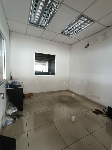 Warehouse for Rent in Kawasan Perindustrian Ayer Keroh (Ayer Keroh) - Vinc Pheng - Interior - PropertyGuru.com.my