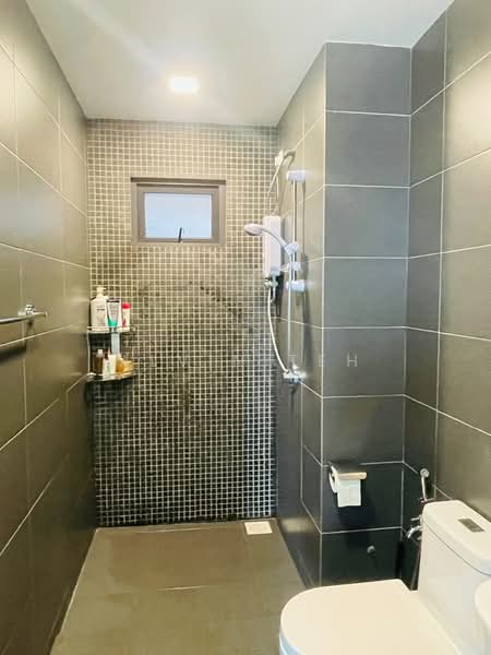 Condominium for Sale at Parkhill Residence - Alvin Teh - Bathroom - PropertyGuru.com.my
