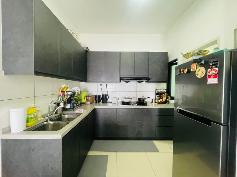 Condominium for Sale at Parkhill Residence - Alvin Teh - Kitchen - PropertyGuru.com.my