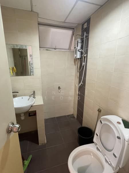 Condominium for Rent at Cova Suites - Vincent Leong - Bathroom - PropertyGuru.com.my