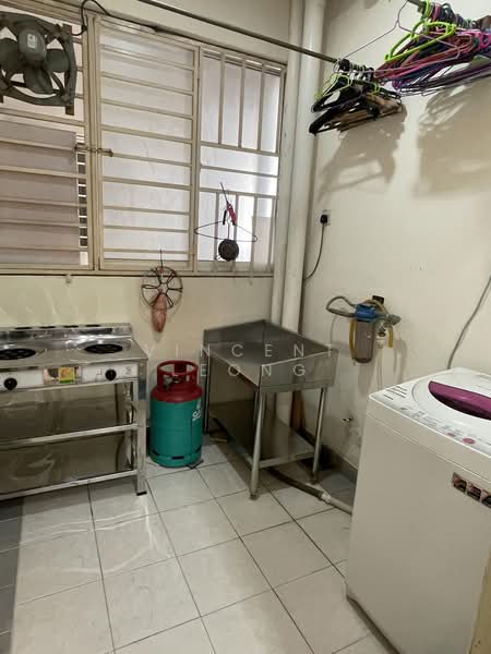 Condominium for Rent at Cova Suites - Vincent Leong - Kitchen - PropertyGuru.com.my