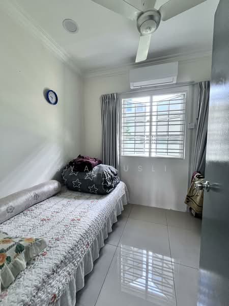 Rumah Teres 2 Tingkat untuk Dijual di Dengkil (Selangor) - Sya Rusli - Bedroom - PropertyGuru.com.my
