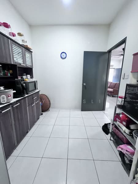 Rumah Teres 2 Tingkat untuk Dijual di Dengkil (Selangor) - Sya Rusli - Kitchen - PropertyGuru.com.my