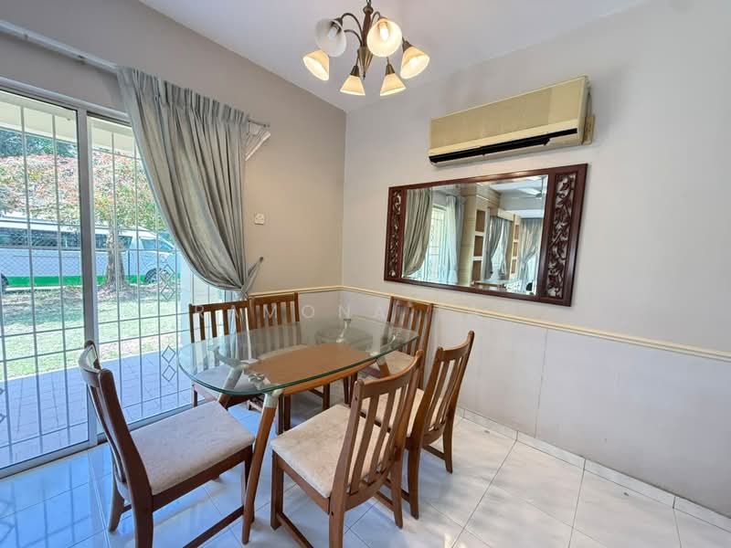 Rumah Teres untuk Dijual di Taman Muzaffar Heights (Bukit Katil) - Ramona Tan - Dining Room - PropertyGuru.com.my