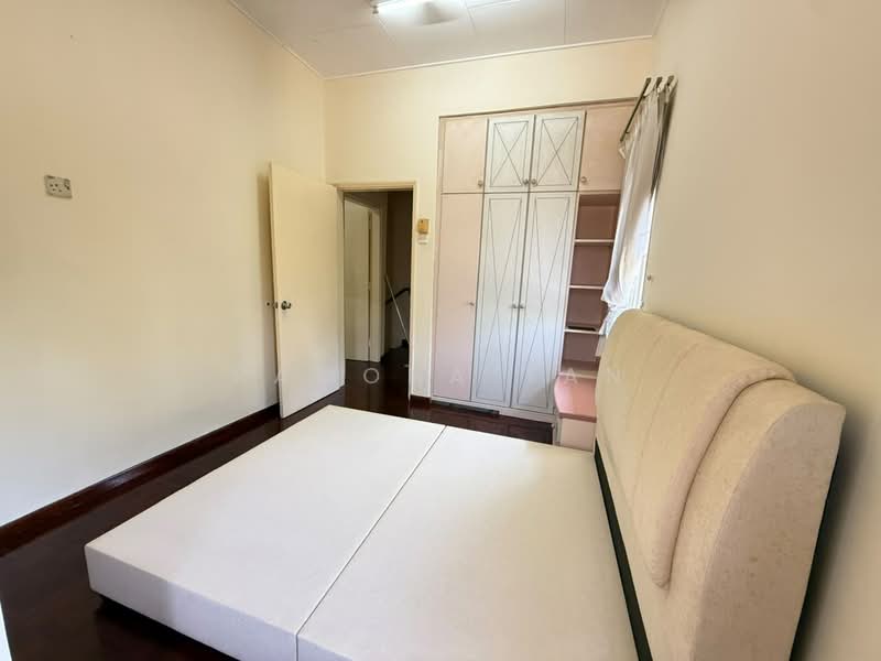 Rumah Teres untuk Dijual di Taman Muzaffar Heights (Bukit Katil) - Ramona Tan - Bedroom - PropertyGuru.com.my