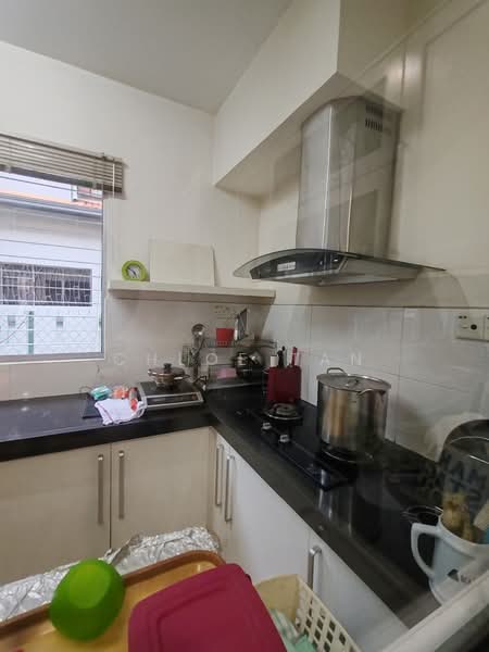 Rumah Teres untuk Dijual di Kota Kemuning (Shah Alam) - Chloe Tan - Kitchen - PropertyGuru.com.my