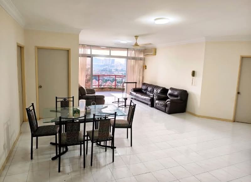 Kondominium untuk Disewa di Venice Hill - Rony Yeo - Living Room - PropertyGuru.com.my