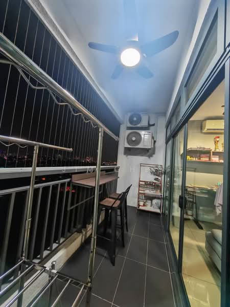 Service Residence for Sale at 8Scape Residence @ Sutera - Jim Chee - Balcony - PropertyGuru.com.my