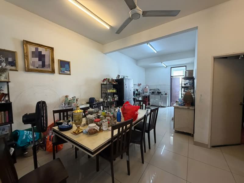 2-storey Terraced House for Sale in Rawang (Selangor) - Jessie Wong - Dining Room - PropertyGuru.com.my