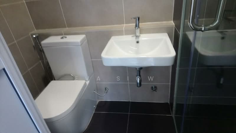 Service Residence for Sale at D'Pristine - Eva Siow - Bathroom - PropertyGuru.com.my