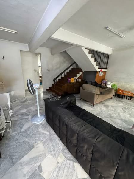 2-storey Terraced House for Sale in Taman Sri Bintang (Kepong) - Max . - Living Room - PropertyGuru.com.my