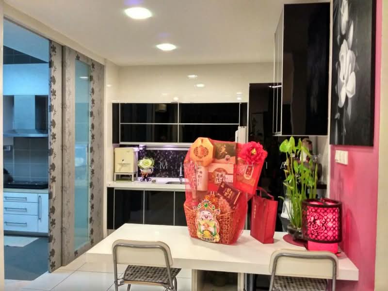 Rumah Berkembar untuk Dijual di Bayu Sri Bintang (Batu) - Jasemin Chia - Kitchen - PropertyGuru.com.my