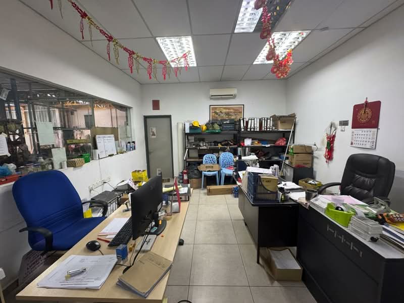 Semi-D Factory for Sale in Taman Perindustrian Bukit Minyak (Bukit Minyak) - Nigel Cheon - Interior - PropertyGuru.com.my