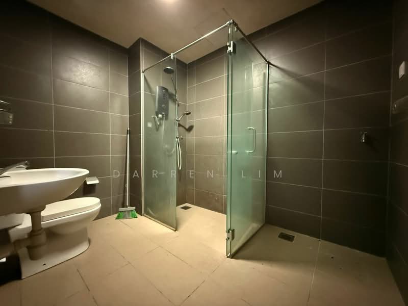 Kondominium untuk Disewa di Mutiara Ville - Darren Lim - Bathroom - PropertyGuru.com.my