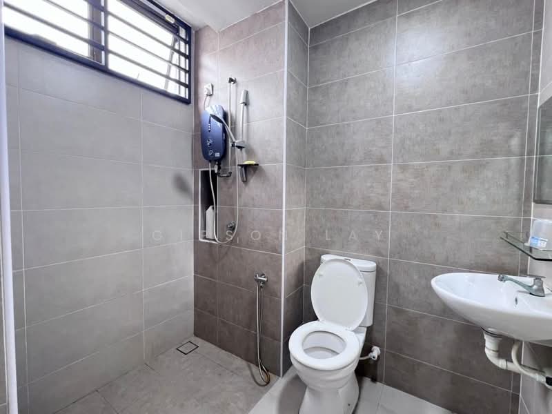 Rumah Teres 2-Tingkat untuk Dijual di Taman Mengkibol (Kluang) - Gipson Lay - PropertyGuru.com.my