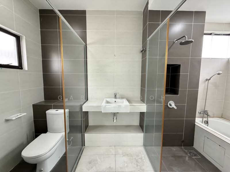 Rumah Kluster untuk Dijual di Setia Utama (Setia Alam) - GABRIEL GOH - Bathroom - PropertyGuru.com.my