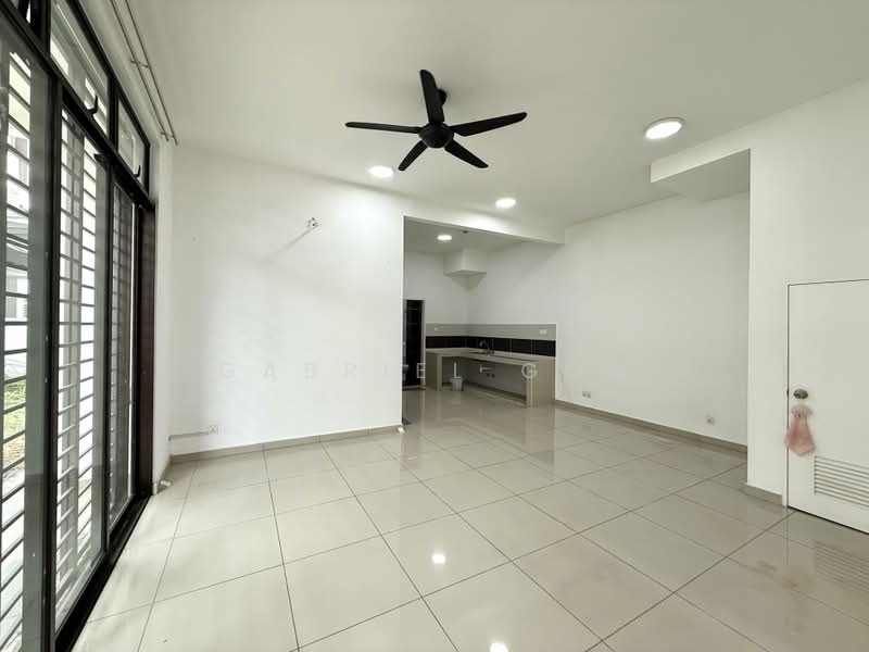 Rumah Kluster untuk Dijual di Setia Utama (Setia Alam) - GABRIEL GOH - Kitchen - PropertyGuru.com.my