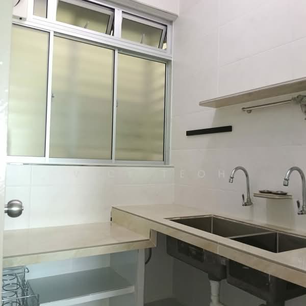 Pangsapuri untuk Disewa di The Rise Collection 2 - Vick Teoh - Kitchen - PropertyGuru.com.my