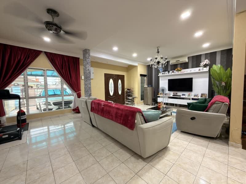 Rumah Berkembar untuk Dijual di Taman Waterfall (Rawang) - Liliey Fitri - PropertyGuru.com.my