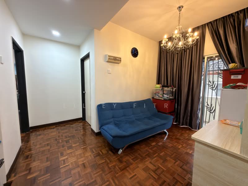 Rumah Berkembar untuk Dijual di Taman Waterfall (Rawang) - Liliey Fitri - PropertyGuru.com.my