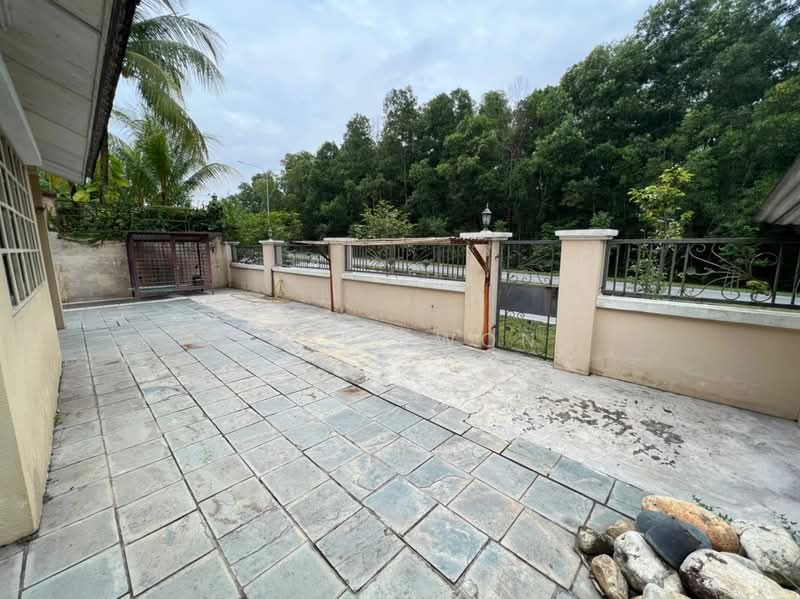 Bungalow for Sale in Bandar Country Homes (Rawang) - Jessie Wong - Exterior - PropertyGuru.com.my