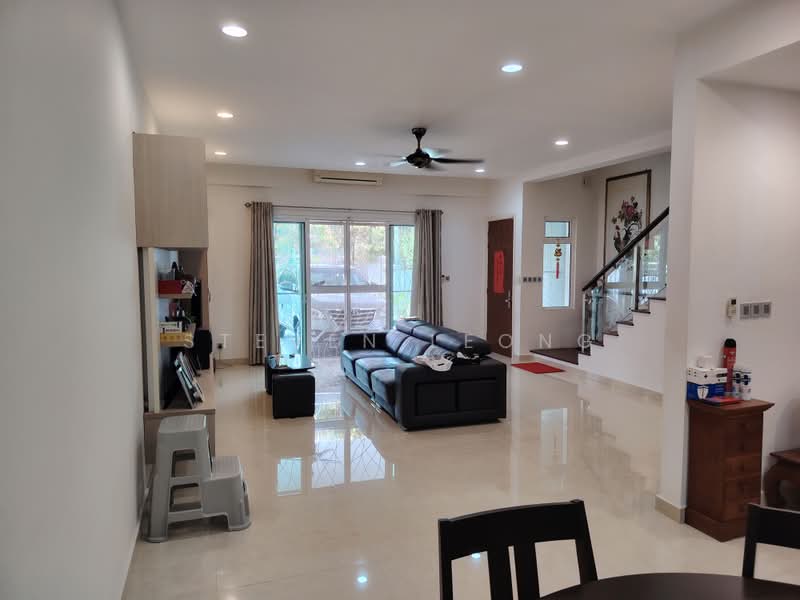 Rumah Teres 3 Tingkat untuk Dijual di Taman Taming Indah 2 (Bandar Sungai Long) - Steven Leong - PropertyGuru.com.my