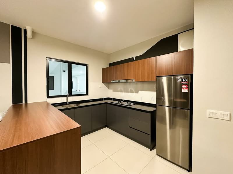 Servis Apartment untuk Dijual di Huni @ Eco Ardence - Ai Chin Tan - Kitchen - PropertyGuru.com.my