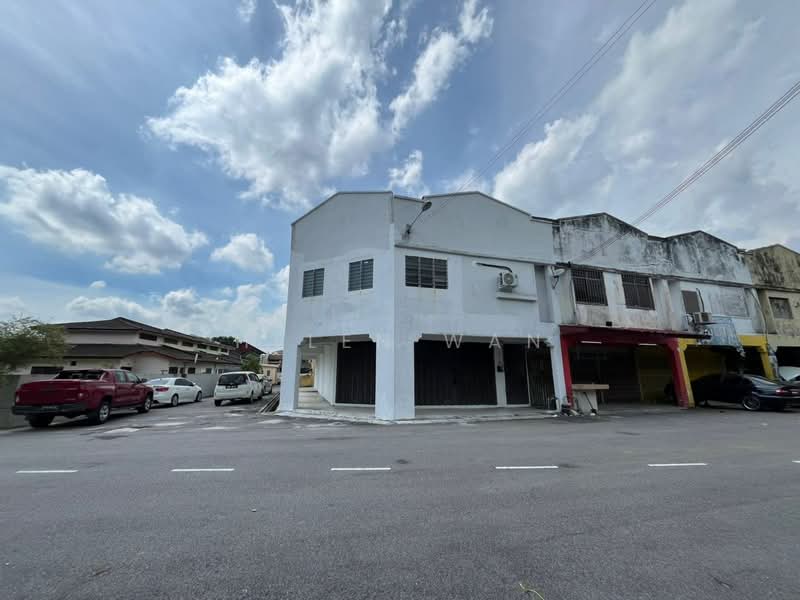 Kedai / Pejabat untuk Dijual di Klang (Selangor) - Helen Wan - Exterior - PropertyGuru.com.my