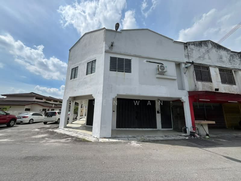 Kedai / Pejabat untuk Dijual di Klang (Selangor) - Helen Wan - Exterior - PropertyGuru.com.my