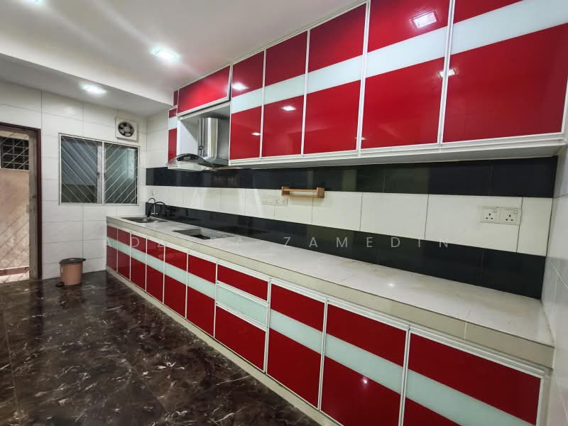 2-storey Terraced House for Sale in Seksyen 2 Wangsa Maju (Wangsa Maju) - Adzura Zamedin - Kitchen - PropertyGuru.com.my