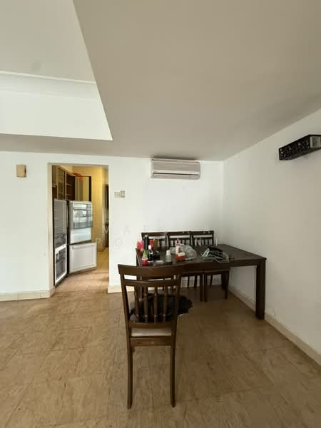Kondominium untuk Disewa di Villa Scott - Varsha Poptani - Dining Room - PropertyGuru.com.my